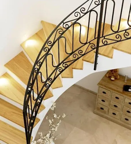 Esquina Luxury 5 Bed 5 Bath Вілла Польєнса