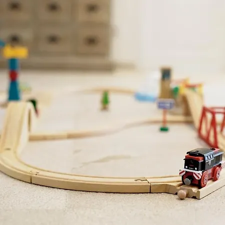 Esquina Luxury 5 Bed 5 Bath Villa *