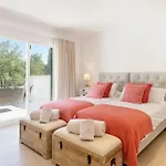 Esquina Luxury 5 Bed 5 Bath Villa Pollenca