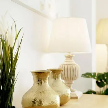 Esquina Luxury 5 Bed 5 Bath *