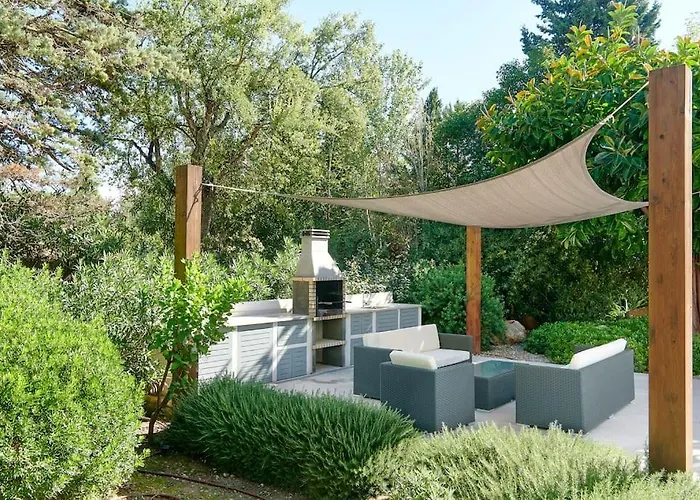 Esquina Luxury 5 Bed 5 Bath * ポレンサ